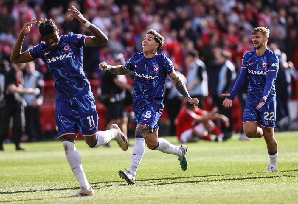 刘若钒：想用中超冠军回报海港，没有他们就没有我今天的一切